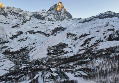 Cervinia (Breuil-Cervinia) kayak merkezi