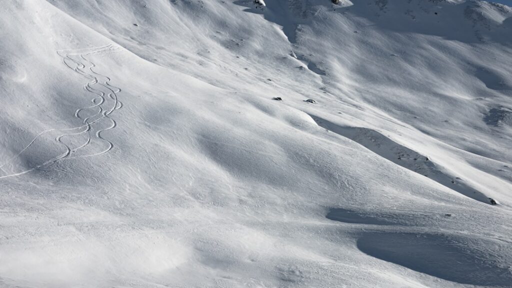 Kayak Takımı Alırken Dikkat Edilmesi Gereken 7 Kritik Özellik - Fotoğraf: Antonis Karakonstantakis / Unsplash