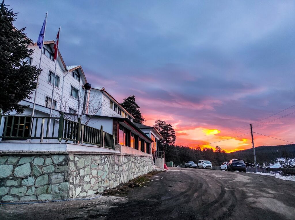 Lagoon Palace - Kartalkaya kayak merkezi oteli