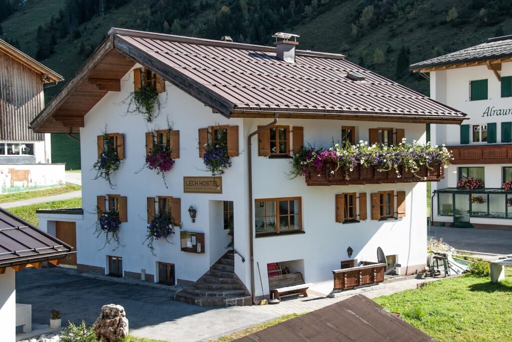 Lech Hostel - Lech-Zürs am Arlberg Avusturya