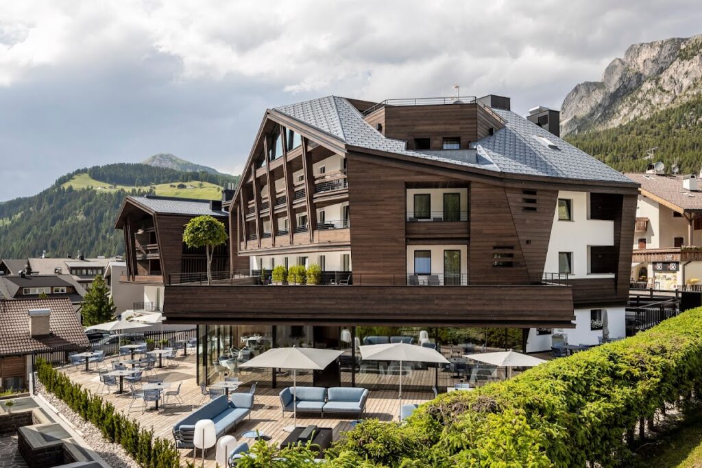 Linder Cycling Hotel - Val Gardena (Selva) İtalya