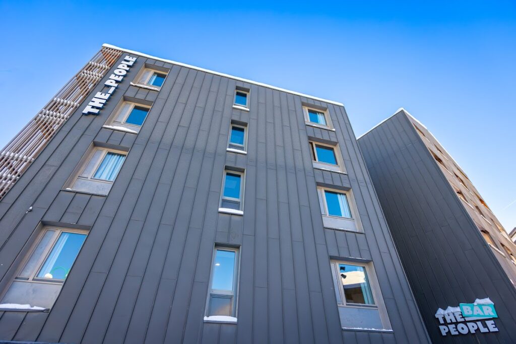 The People - Les 2 Alpes - Les Deux Alpes Fransa