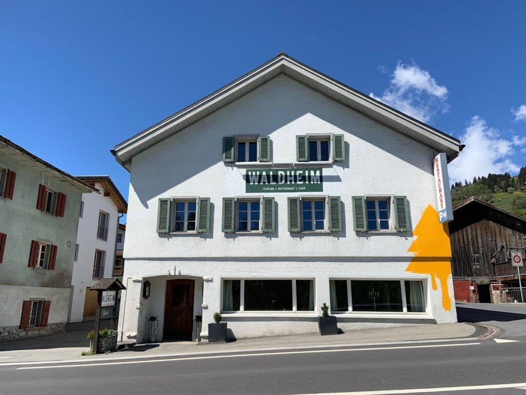 Waldheim Pension & Restaurant Laax - Laax İsviçre